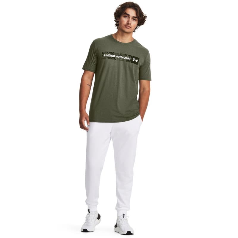 Pánske tričko s krátkym rukávom UNDER ARMOUR UA CAMO CHEST STRIPE SS-GRN 3