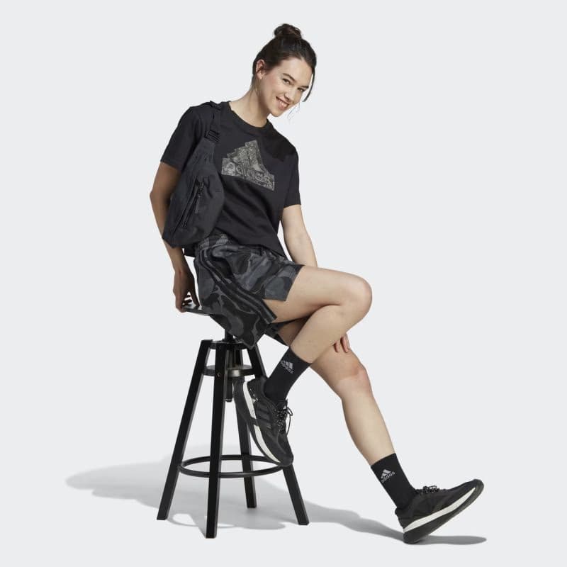 Dámske tričko s krátkym rukávom ADIDAS W ICONS TEE CRO-IM4255-black 3