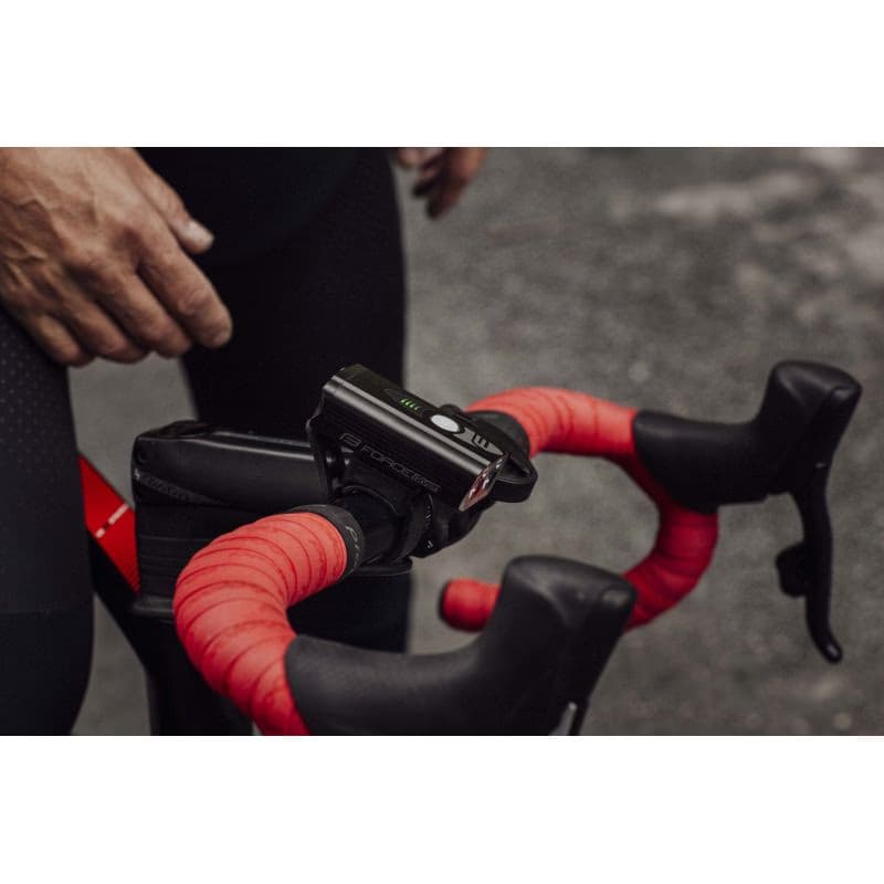 Svetlo na bicykel FORCE DIVER 900 LM LM, USB 4