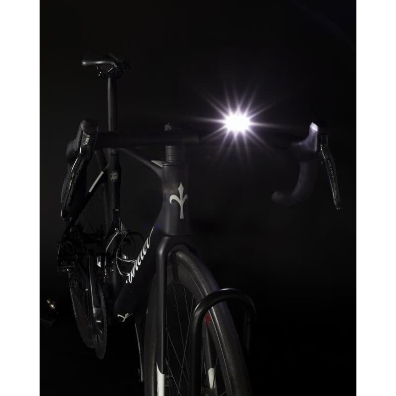 Svetlo na bicykel FORCE DIVER 900 LM LM, USB 5