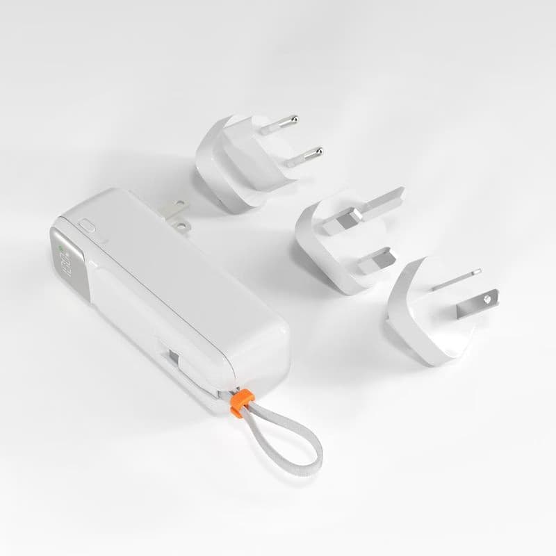 Epico 2in1 5000mAh powerbanka a adaptér ET30 4