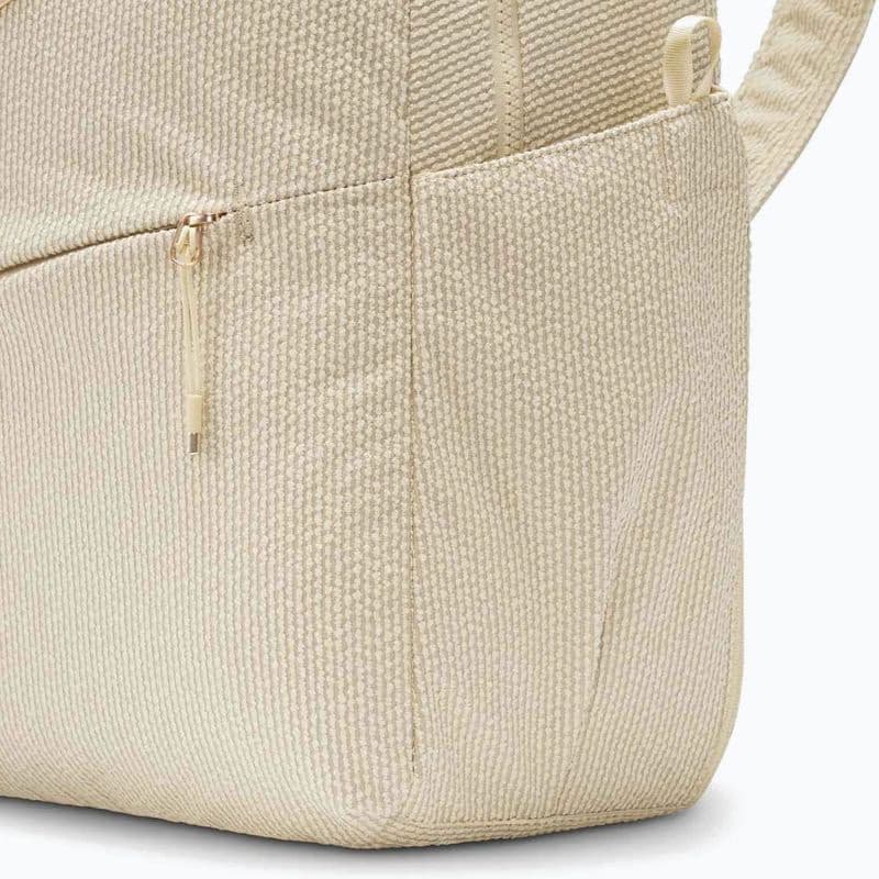 Dámsky batoh NIKE Aura Backpack light khaki light khaki light transparent gold 6