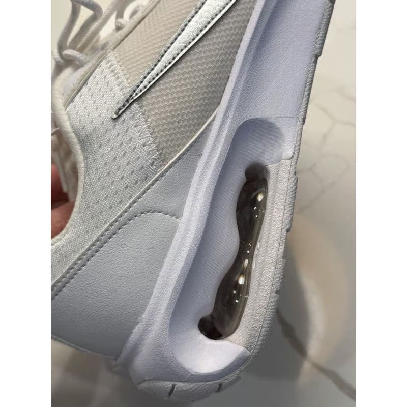 Dámska rekreačná obuv NIKE Air Max INTRLK W white white metallic silver 5