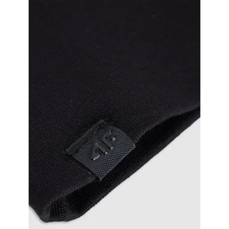 Zimná čiapka 4F CAP WAW25ACAPU675-20S DEEP BLACK 3