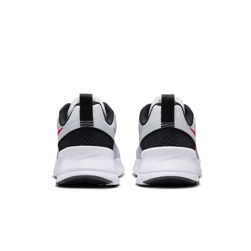 Pánska rekreačná obuv NIKE Air Max Nuaxis M white university red black 5