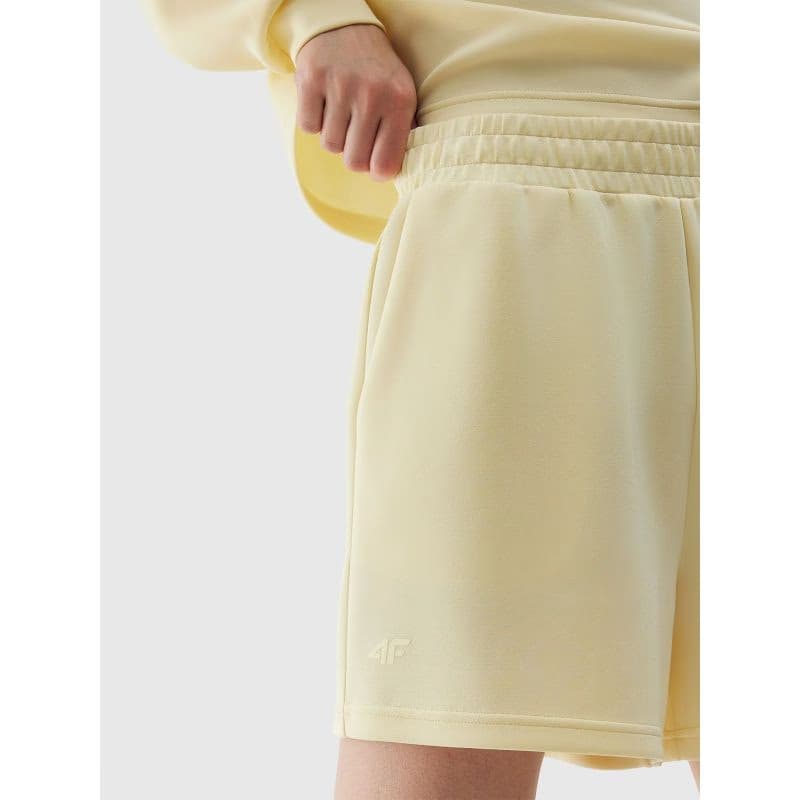 Dámske teplákové kraťasy 4F SHORTS CAS-WSS24TSHOF324-73S-LIGHT LEMON 5