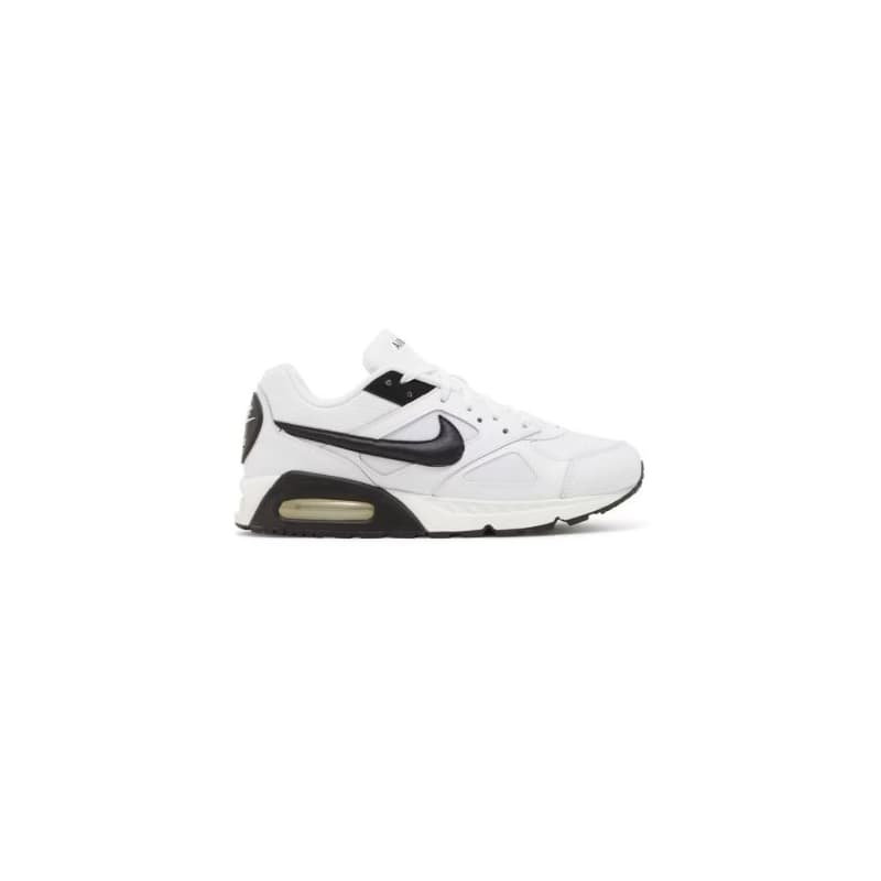 Pánska vychádzková obuv NIKE Air Max IVO Ms white black 1
