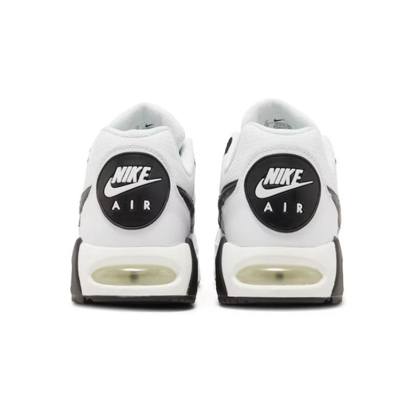 Pánska vychádzková obuv NIKE Air Max IVO Ms white black 4
