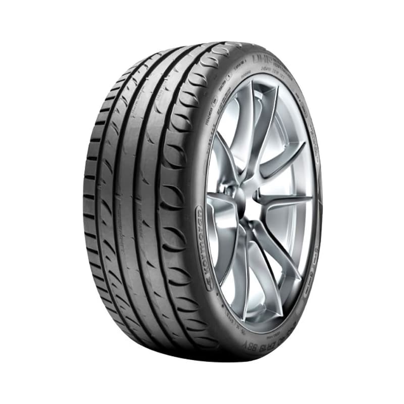 Kormoran ULTRA HIGH PERFORMANCE 245/40 R17 95 W Letné 1