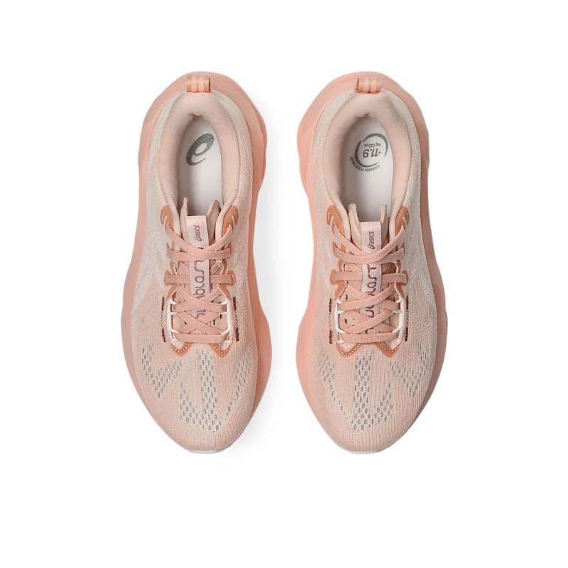Dámska bežecká obuv ASICS Novablast 5 W breeze white 4