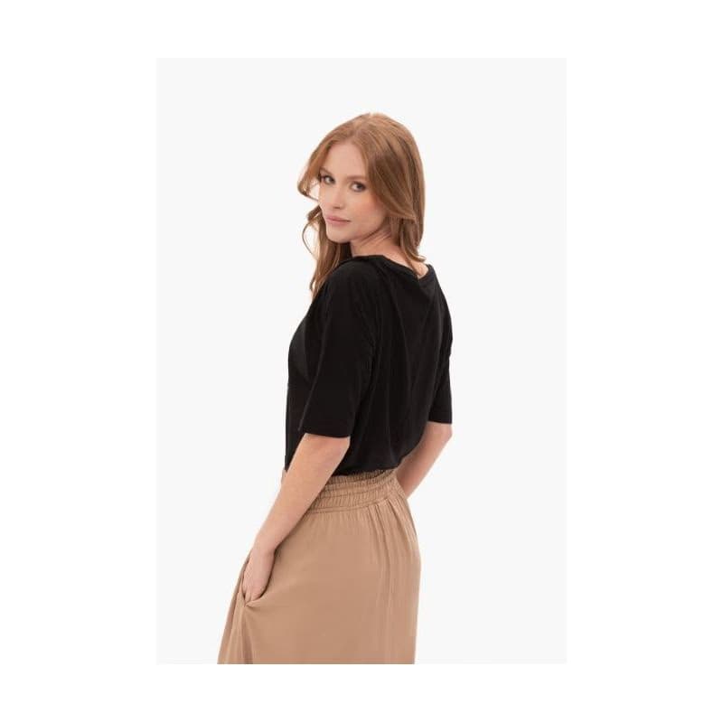 Dámske tričko s krátkym rukávom VOLCANO FEST-700-BLACK 3