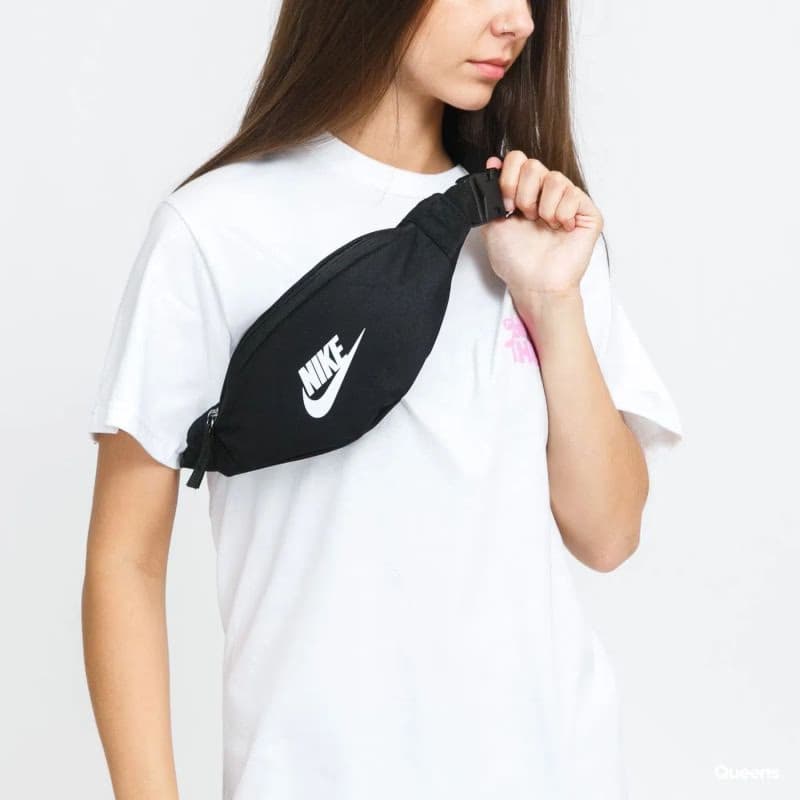 Ľadvinka NIKE NK HERITAGE S WAISTPACK 5