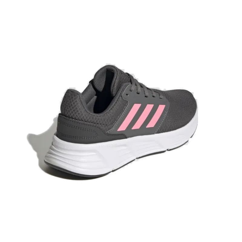 Dámska športová obuv (tréningová) ADIDAS Galaxy 6 grey five beam pink almost yellow 5