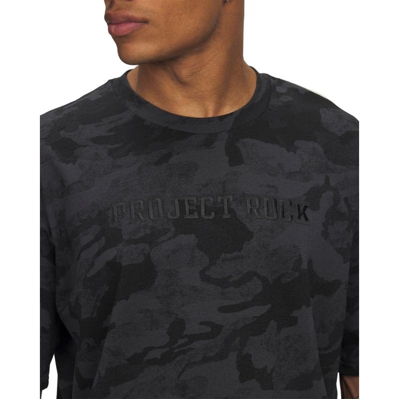 Pánske tričko s krátkym rukávom UNDER ARMOUR PROJECT ROCK Hwt AOP SS-BLK 2