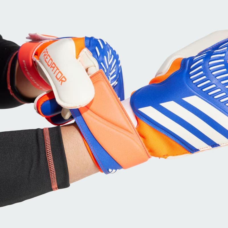 Futbalové brankárske rukavice ADIDAS PRED GL MTC LUCBLU SOLARRED WHIT 5