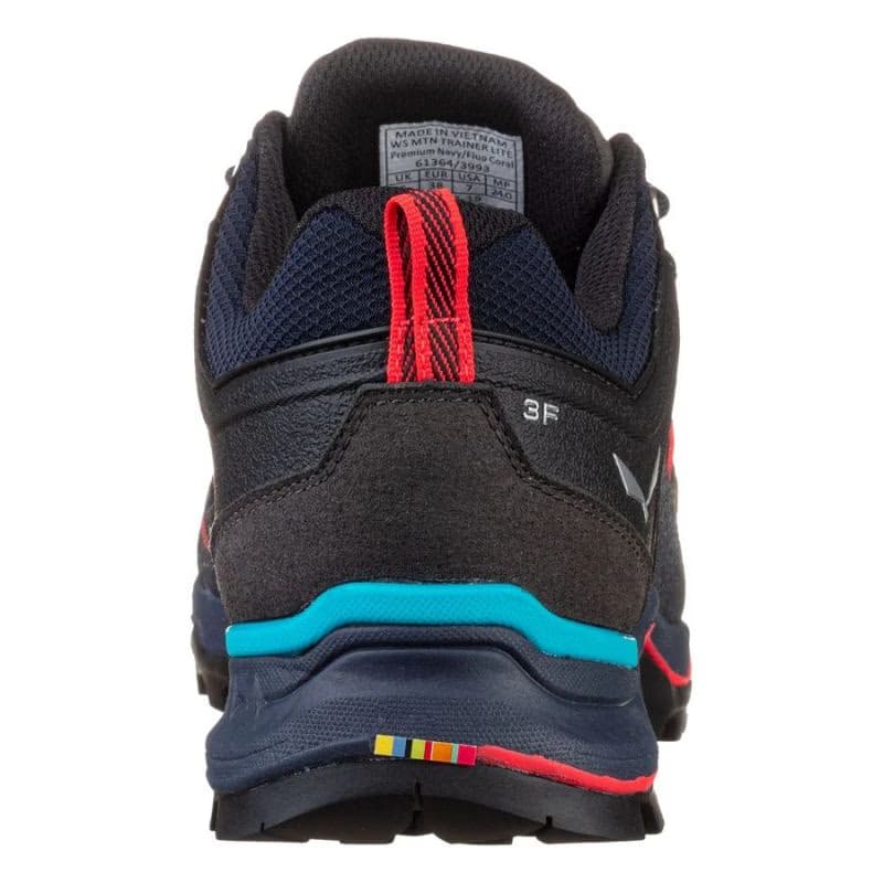 Dámska nízka turistická obuv SALEWA Mountain Trainer Lite W premium navy flue coral 5
