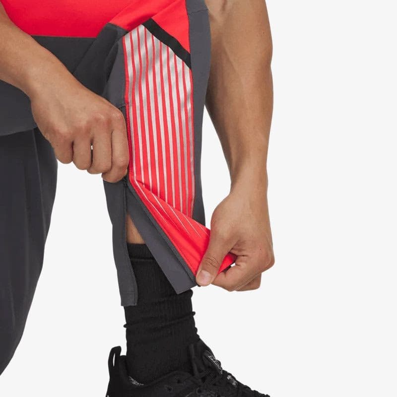 Pánske bežecké nohavice UNDER ARMOUR UA Velociti Storm Pant 5