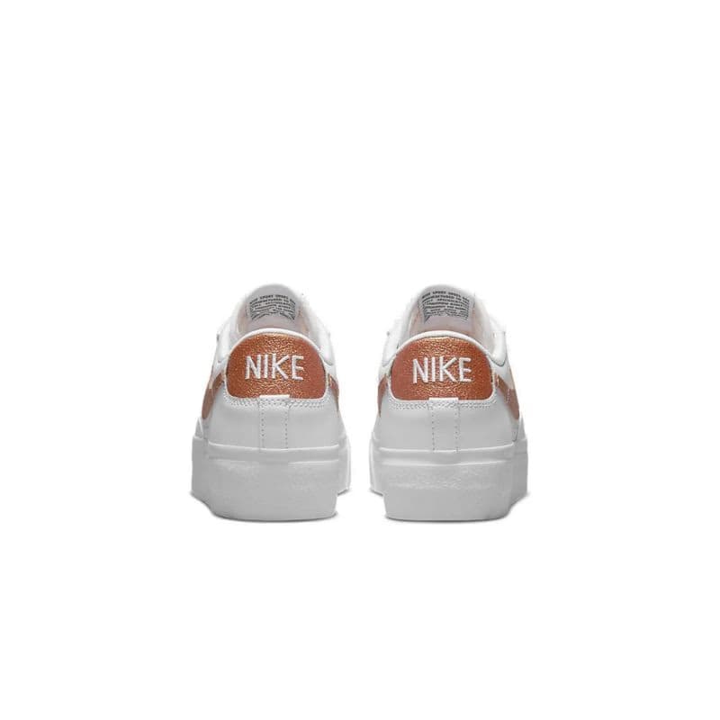 Dámska vychádzková obuv NIKE Blazer Low Platform white black sail metallic copper 5