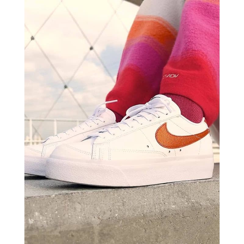 Dámska vychádzková obuv NIKE Blazer Low Platform white black sail metallic copper 6