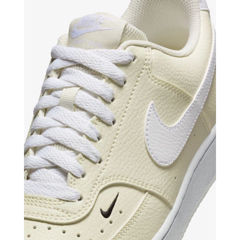 Dámska vychádzková obuv NIKE Court Vision Low Next Nature white pale ivory black 6