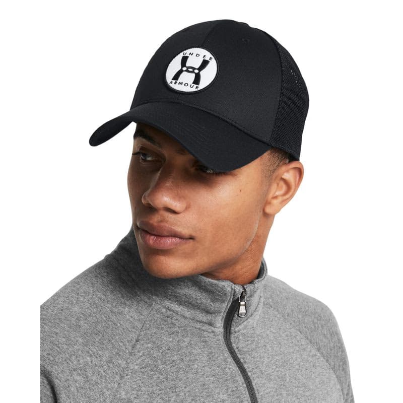 Pánska šiltovka UNDER ARMOUR M Blitzing Trucker-BLK 3