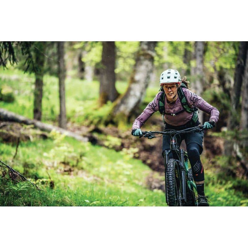 Cyklistická prilba ABUS MoDrop velvet black 6