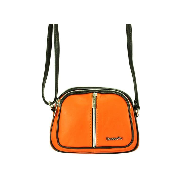 Kožená crossbody kabelka Patrizia Piu 01-034 so štruktúrovaným povrchom 4