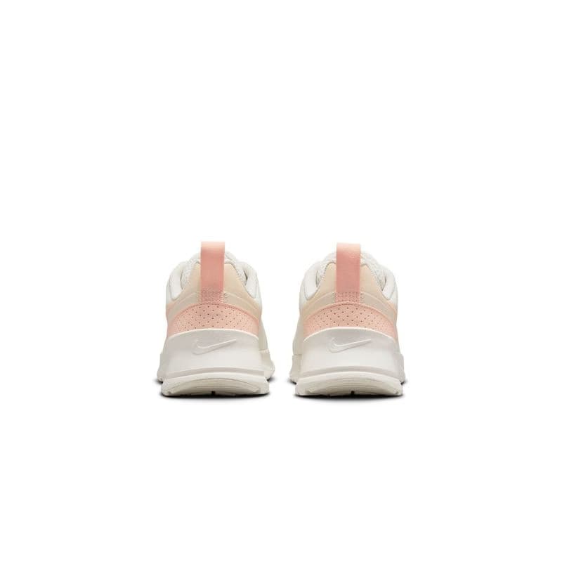 Dámska rekreačná obuv NIKE Air Max Nuaxis W sail guava ice phantom washed coral 6