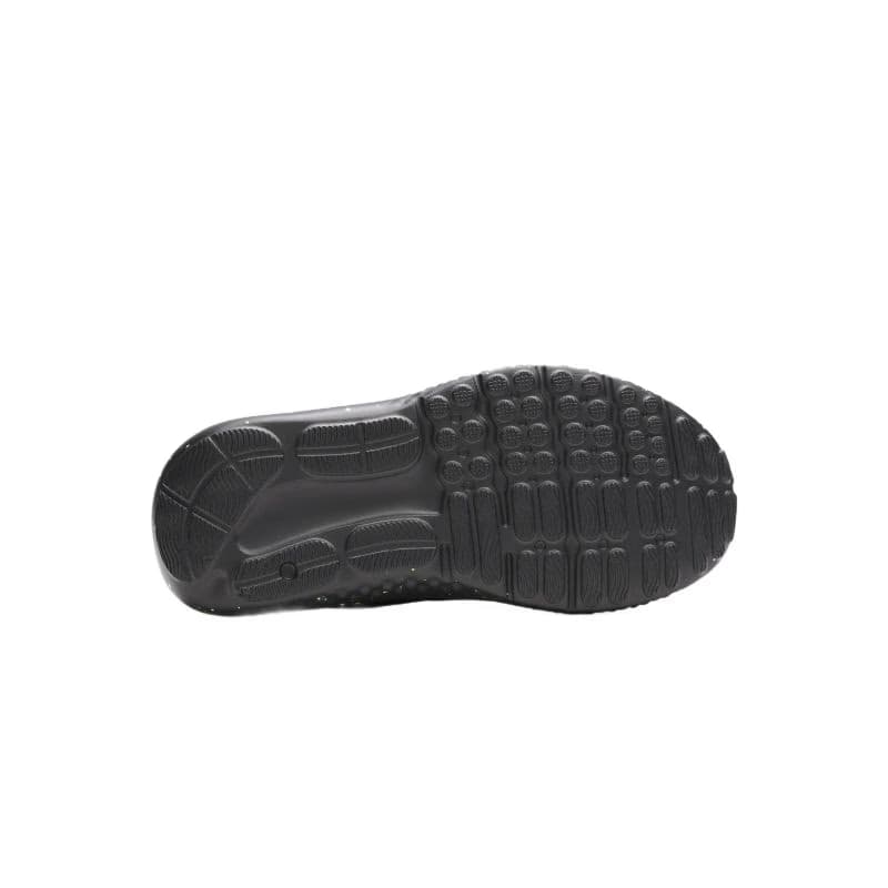 Chlapčenská športová obuv (tréningová) UNDER ARMOUR UA BPS Surge 4 AC K black high vis yellow white 5