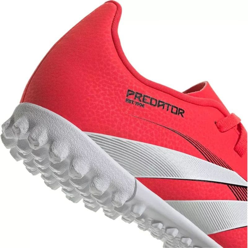 Chlapčenské futbalové kopačky turfy ADIDAS Predator League Jr lucid red cloud white core black 5