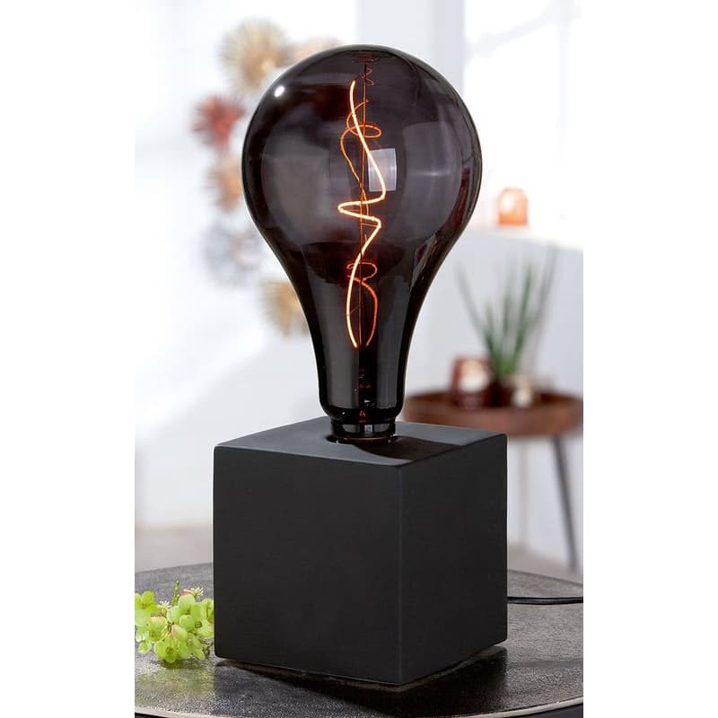 Čierna stolová lampa so žiarovkou 1