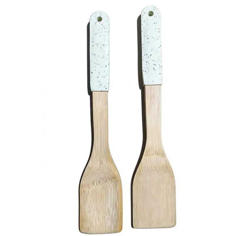 Jednoduchá obracačka bambus biela rukoväť 32*6cm ut03732bs17 1