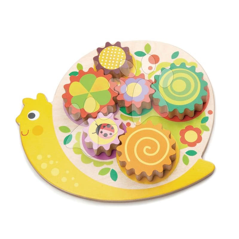 Drevený didaktický slimáčik Snail Whirls Tender Leaf Toys so 6 pohyblivými kolieskami od 18 mes 1