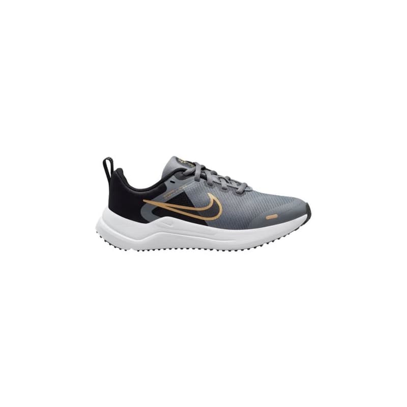 Juniorská športová obuv (tréningová) NIKE Downshifter 12 cool grey metallic gold black white 1