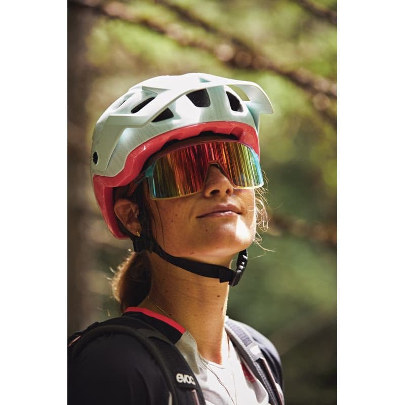 Cyklistická prilba ABUS MoDrop chalk grey 6