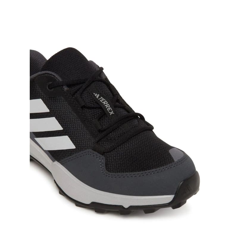 Juniorská nízka turistická obuv ADIDAS Terrex AX4S Jr core black grey two grey six 3