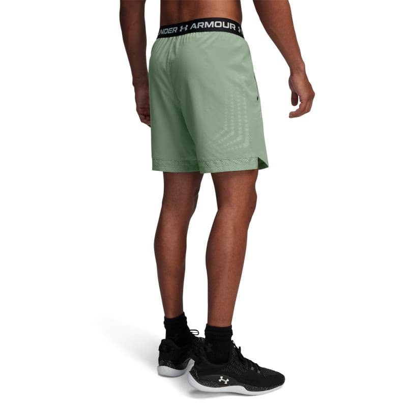 Pánske tréningové kraťasy UNDER ARMOUR Vanish Woven 6in Graphic Sts-GRN 2