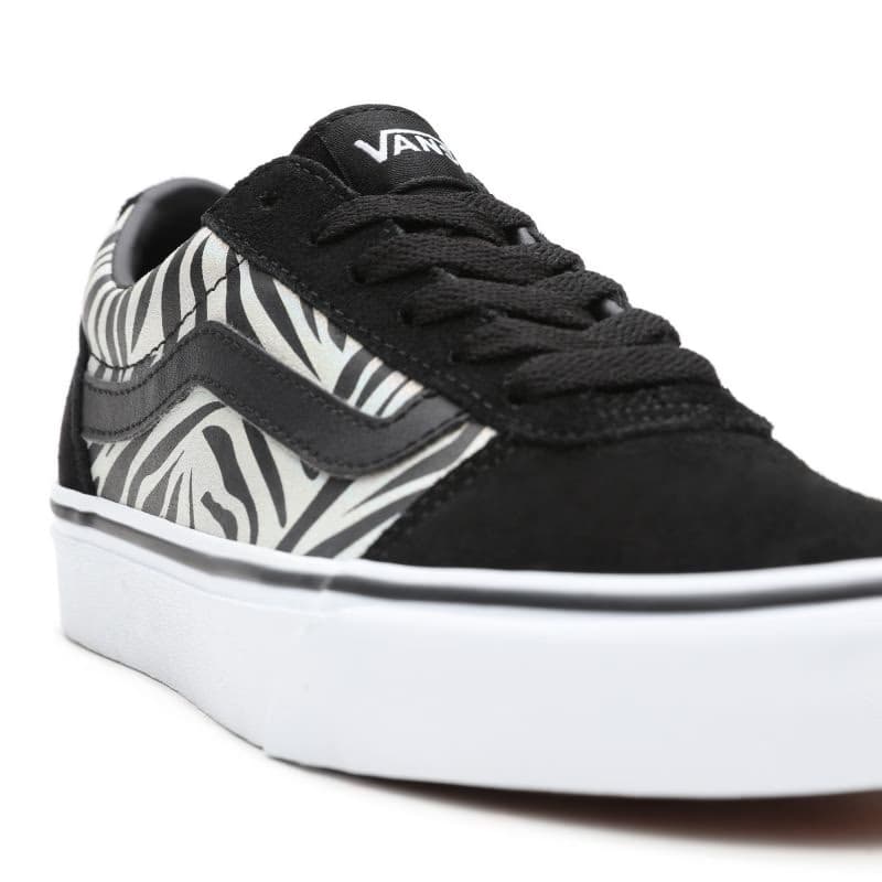 Dámska vychádzková obuv VANS WM Ward MTLC ZBR black white 2