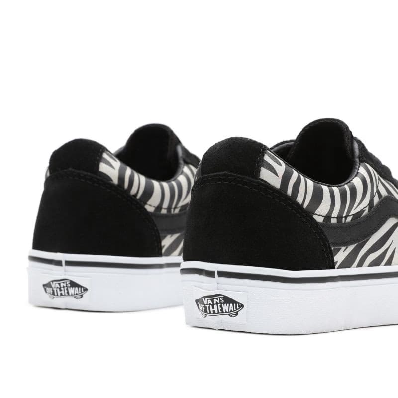Dámska vychádzková obuv VANS WM Ward MTLC ZBR black white 6