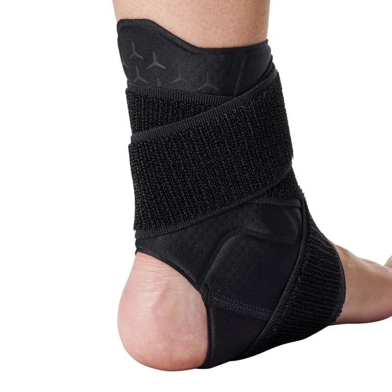 Fitness chránič NIKE PRO ANKLE SLEEVE WITH STRAP BLACK WHITE 3