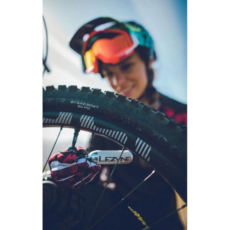 Pumpa na bicykel LEZYNE TWIN KIT 25G 6