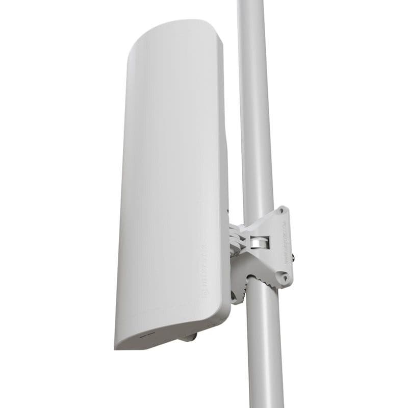 Mikrotik L22UGS-5HaxD2HaxD-15S, mANTBox ax 15s 1