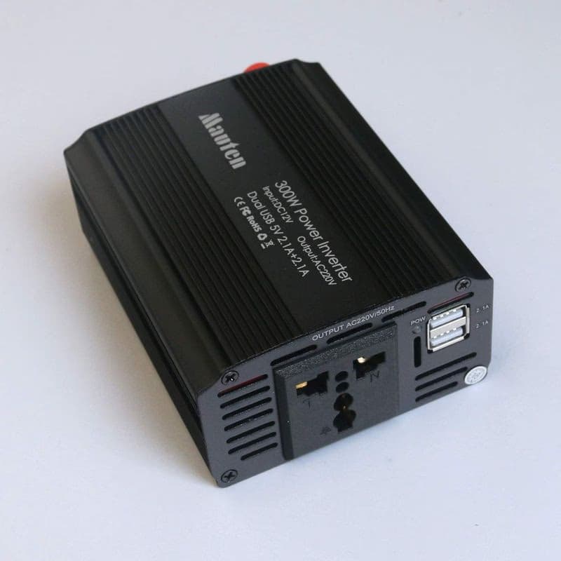 EUROCASE menič napätia DC/AC 12V/230V, 300W, USB 3