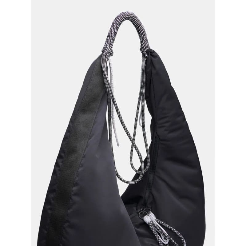 Dámska kabelka UNDER ARMOUR UA Studio Cinch Crescent-BLK 4