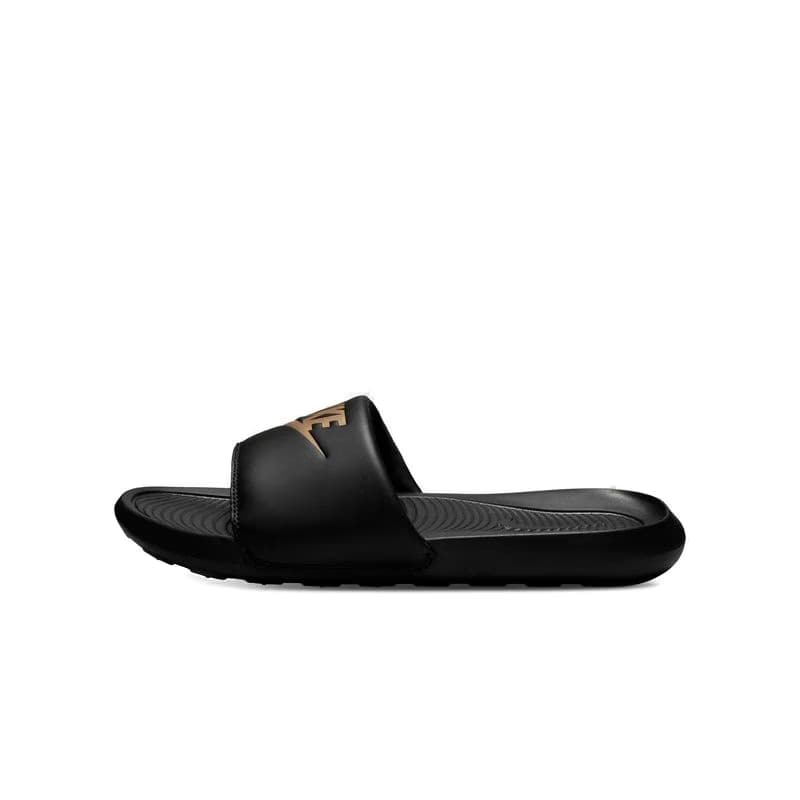 Pánske šlapky (plážová obuv) NIKE Victory One black metallic gold black 2