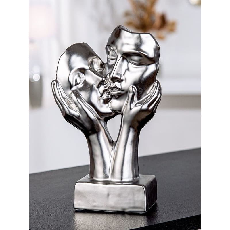 Keramická socha bozkávajúceho sa páru „Kiss“, 20 cm 1