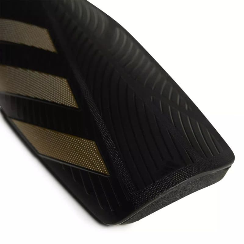 Futbalový chránič ADIDAS TIRO SG EU CLB BLACK GOLDMT WHITE 3