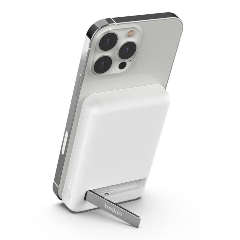 Belkin BOOST CHARGE™ MagSafe Magnetická Bezdrôtová PowerBanka so stojanom, 5000mAh, biela
