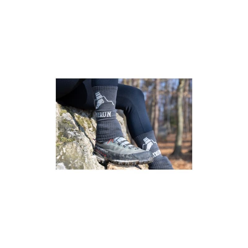 Turistické ponožky PHERUN Decent Black 39-42 3