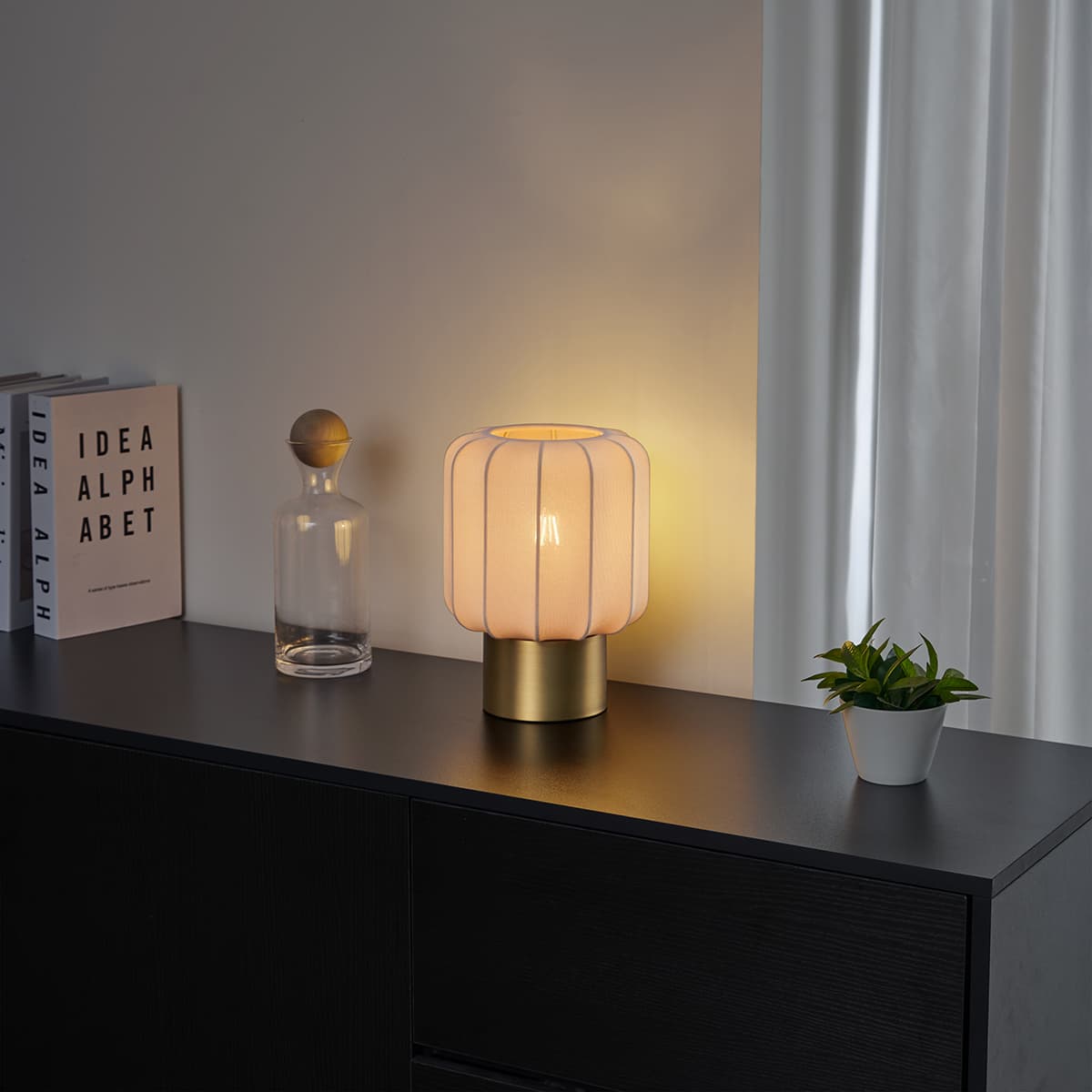 Japandi stolná lampa zlatá s béžovým tienidlom - Pluni